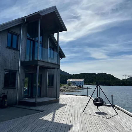 Amundoya Penthouse Appartement *